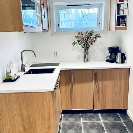 Апартаменты Idyllic Bygdoy Apartment With Free Parking
