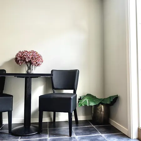 Idyllic Bygdoy Apartment With Free Parking * Осло