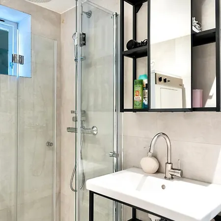 Idyllic Bygdoy Apartment With Free Parking Осло