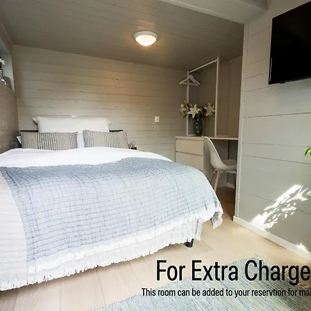 Idyllic Bygdoy Apartment With Free Parking Апартаменты *